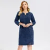 LIH HUA Femmes Plus Taille Denim Robe haute flexibilité Slim Fit Robe Casual Robe Épaulettes pour vêtements T200319