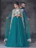 Altın Aplikler Seksi Kaftan Dubai Akşam Elbise Chic Pelerinli Vintage A Hattı Tül Balo Elbise 2021 ile Yeşil Müslüman Abaya Abiye