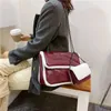 Sıcak Satış Yün Kadın Omuz çantası Çanta ve cüzdan 2020 Yeni Retro Peluş Zinciri Crossbody Messenger Çanta Moda