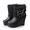 Covoyyar Wedge Women Boots Butes Winter Women Buty Platforma ciepłe futrzane buty Kobieta Kidia Białe śnieżne buty WBS4015 Y200915