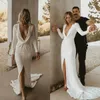 Deep V Neck Mermaid Bröllopsklänningar 2021 Satin Långärmade Front Slit Bridal Gowns Sexig Robe de Marie