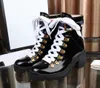 Роскошные женские зимние ботинки martin, женские туфли на платформе с жемчугом, черные кожаные женские дизайнерские ботинки пустыни со съемным ремешком на щиколотке