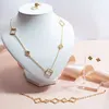 2022 Designerschmuck Berühmte Marken Gold und Diamanten Klee 18k Set Halskette Damen3514589