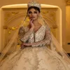 Dubai Arabic Ball Gown Wedding Dresses 2021 Luxury Long Sleeves Appliqued Lace Crystal Beads Bridal Gowns V Neck Vestidos De Novia313M