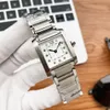 Toppkvalitet Stylish Quartz Titta på kvinnor Guld Silver Dial Sapphire Glass Classic Rectangle Design Arvwatch Ladies Luxury Full Stai159o