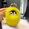 Luxury Real Mink Fur Yellow Pengui Hängsmycke Keychain Leksaker Söt Penguin KeyRing Bag Bil Key Ornament Plush Trinket Smycken Gifts