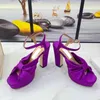 샌들 아파트 로마 스타일 섹시한 하이힐 2022 새로운 하이힐 여성 신발 여름 샌들 블랙 플립 플롭 플럽 여성을위한 39 S 220314