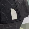 2022 رجل إمرأة مصمم قبعة بيسبول أزياء الشارع الفاخرة الكرة كاب دلو قبعة أربعة موسم العلامة التجارية رسائل قبعة عالية الجودة قبعة