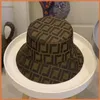 2023 luxe mode seau chapeau casquette pour hommes femme casquettes de baseball bonnet casquettes pêcheur seaux chapeaux patchwork haute qualité été