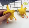 Ny nyckelkedja Hängsmycke Rolig Spoof Gadgets Toy Chicken Egg Laying Höns Crowded Stress Ball Keychain KeyRing Relief Gift Smycken