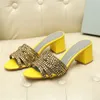 Slipper Crystal Diamond Square Heel Shoes Woman Sexig Stone Gladiator Mules för kvinnor plus Big Size Y200423