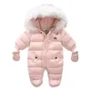 Down Coat Children Winter Jumpsuit Fur Hood Baby Girl Boy Snowsuit Russian Spädbarn Ytterkläder Ovealls Tjocka Rompers med handskar