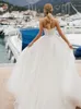2021 Elegant Sweetheart Corset Bröllopsklänningar Brudklänningar A-Line med pärlor Bälte Vestidos de Novia Tulle Appliqued Lace Skräddarsy Puffy Bride Dress
