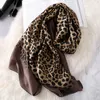 Femmes de luxe Ombre Leopard Dot Foulard en soie naturelle Lady Fashion Imprimer Châles et Wraps Pashmina Foulards Bandana Hijab Snood Y201007