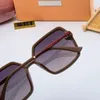 Lunettes de soleil de luxe design pour femmes hommes lunettes de soleil Vacances en plein air Sumle Sumle Sunglass Womens Lunettes de soleil de luxe 2201062D