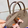 Zurückhaltend, einfach und praktisch, persönlicher Geschmack, Damenmode-Tasche, Einkaufstasche, Kunst, Reißverschluss, kostenloser Anhänger, Damenmode-Handtasche