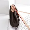 Plånböcker designer väska hobo handväska kedja plånbok axelväskor kvinnor messenger bag läder ryggsäck myntväska