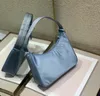 Hoge kwaliteit Reedition 2000 Designer Hobo Tote Schoudertassen Duffle Nylon Leather Beroemde handtassen Lady Wallet Crossbody Bag Wallet235m