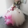 Princesa Manga Longa Pequenas Flores Meninas Vestidos Puffy Ball Vestido Lace Appliques Frisado Branco Crianças Partido de Casamento Formal Vestuário de Prom Pageant Vestido Vestidos Comunhão