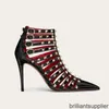 Mujeres ROCKSTUD ALCOVE PATENTE DE PATENTES Botas de cuero Sexy Lady High Heel Remaches de oro Cut-Outs Black Gold Red Party Boot Fashion New Luxurys