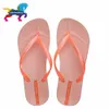 Hotmarzz varumärkesdesigner sandaler flip flops casual platt tofflor fast färg mode strand glider kvinnor hm0738 y200423 gai gai gai gai