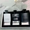 الإيمان عطور ثلاث قطع يبرز عطر محايد مرارة عميقة على مستوى منخفض وصعبة مع رائحة التبغ طفيفة