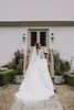 Простые плюс размер свадебные платья Sheer Deep V-образные шеи свадебные платья без спинки кружева с длинными рукавами.