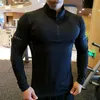 Szybka sucha koszula Mężczyźni T-shirt Długie rękawowe koszule Kreski na siłownię T-shirt fitness