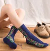 Nouveaux motifs floraux femmes chaussettes automne hiver épaisse chaussette chaude fleurs mignonnes filles dame coton chaussettes vintage rétro cadeau de noël bas