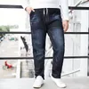 Hommes broderie taille élastique décontracté jean droit mode coton Stretch homme jean Denim pantalon pantalon grande taille 6XL 8XL262A