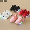 SKHEK Spring and autumn children luminous shoes boys and girls running shoes baby flash single LED lights sneakers LJ201202