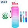 QuiFit 1L 34oz Tritan Su Şişesi Ile Saman veya Filp BPA Ücretsiz Içki Şişeleri Taşınabilir Protein Çalkalayıcı Spor Salonu Sürahi 201106