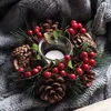 Prydnad Julstearinhållare Pine Cone Berries Woodland Xmas Decor Table Centerpiece Julkrans med 4 ljushållare Y200109