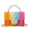2021 Kvinna Pillow Portable Beach Bag Pearl Chain Handväska Rainbow Candy Mini Jelly Bag
