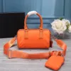 Çanta Lüks Tasarımcı Çantalar Omuz Kapaklı Crossbody Dicky0750 2000 Naylon Hobo Zincir Çanta Cüzdanlar Tote Çift Harfler Kaplan Kafası Boncuk Zincirler Çile Kare Çanta