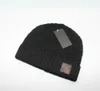 新しい冬の女性ニット帽子ブランド男性暖かい帽子デザイナースポーツニットビーニーコットンカジュアルビーニー