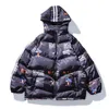 April MOMO 2020 Männer Brief Drucken Mit Kapuze Parkas Jacken Frauen Winter Warme Baumwolle Parka Hip Hop Jacke Mantel Harajuku Streetwear LJ201013