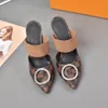 Topkwaliteit 2021 luxe stijl lederen high-hakken schoenen vrouwen unieke letter sandalen jurk sexy jurk schoenen