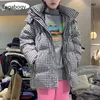 Lagabogy Vinterrock Kvinnor Hooded Black White Plaid Puffer Jacket 90% Vit Duck Ned Parkas Tjock Varm Loose Outwear 211221