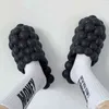 Liefhebbers Casual Living Uitgehold Effen Kleur Slippers Mode Split Joint Out Deur Sportschoenen Unisex Grappige Bubble Dia's Hot G0210