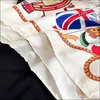 Zijdehals sjaal foulard satijnen sjaal vrouwelijke zijden hoofd sjaals voor dames hand opgerolde sjaal 90 foulard luxe curling les folies du ci303r