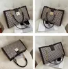 Whole factory ladies shoulder bags 2 styles classic printed chain bag street trend contrast leather handbag simple Joker fashi331g