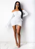 女性ナイトクラブは、フレアスリーブの長袖のスキニーワンピースドレス付きセクシーなミニスカートドレスを着るセクシーなバックレスパッケージヒップスカート4445