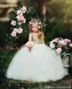 Nya Guld Sequins Billiga Bröllop Flower Girls Klänningar För Land Hollow Tillbaka Med Sashes Puffy Tulle Girls Födelsedag First Communion Dresse