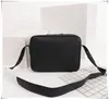 YENİ Erkek Omuz Çantaları tuval deri Tasarımcılar Messenger Çanta Ünlü Seyahat Postacı Klasik Çanta Evrak Çantası Crossbody kaliteli Cüzdan Pu