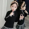 Knit Solid Turtleeck Sweter dla nastoletnich dziewcząt na drutach topy z długimi rękawami Ubranie Dzieci Szkoły Pullower wierzchołek LJ201130