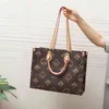 Tote Bag Women's Korean Version 2021 Autumn and Winter New Fashion Printing One Shoulder Large Commuter Bag Hand Trend