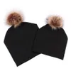 2020 Föräldrars barn Sticka keps Dubbelskikt Bomull Sticka Cap Fox Fur Pom Pom Beanies Hat 2pc Set för mamma Baby