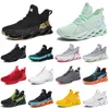 Fashions Highs Quality Men Runnings skor Andningsbara Trainer Wolf Grays Tour Yellow Tripples Whites Khakis Green Light Browns Bronze Mens Outdoor Sport Sneakers