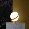 Nordic Fashion Design Witte Ronde Bal Tafellampen Slaapkamer Nachtkastje Licht Moderne Woonkamer Bureaulamp